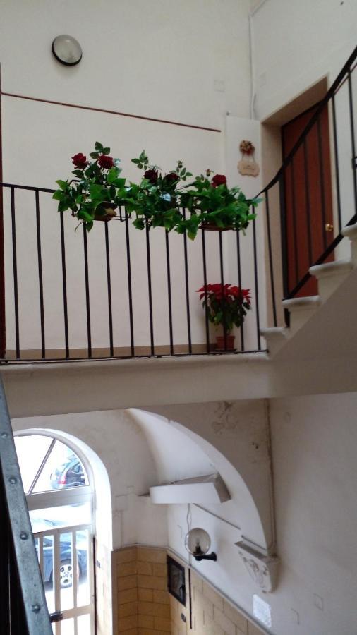 La Rosa Rossa Hotel Bari Exterior photo